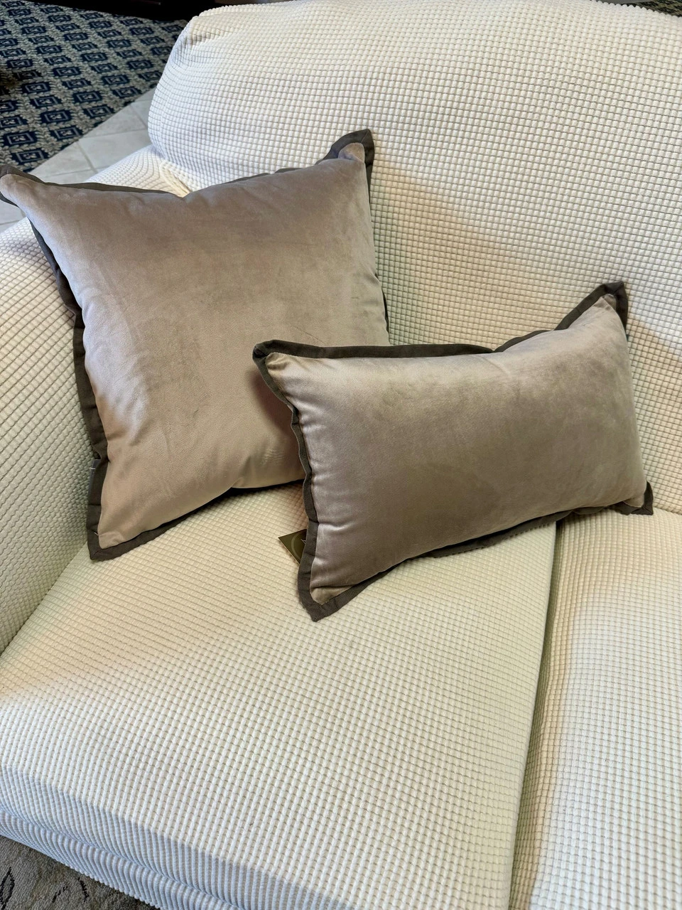 Indoor Velvet Flange Dove Grey 18-Inch Throw Pillow 4 Indoor Velvet Flange Dove Grey 18-Inch Throw Pillow - Image 4