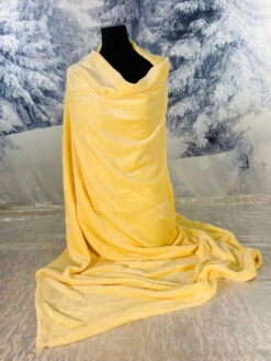 Banana Yellow Throw -Chirst Seasonal Home Store Banana Yellow 3 87969.1665430840