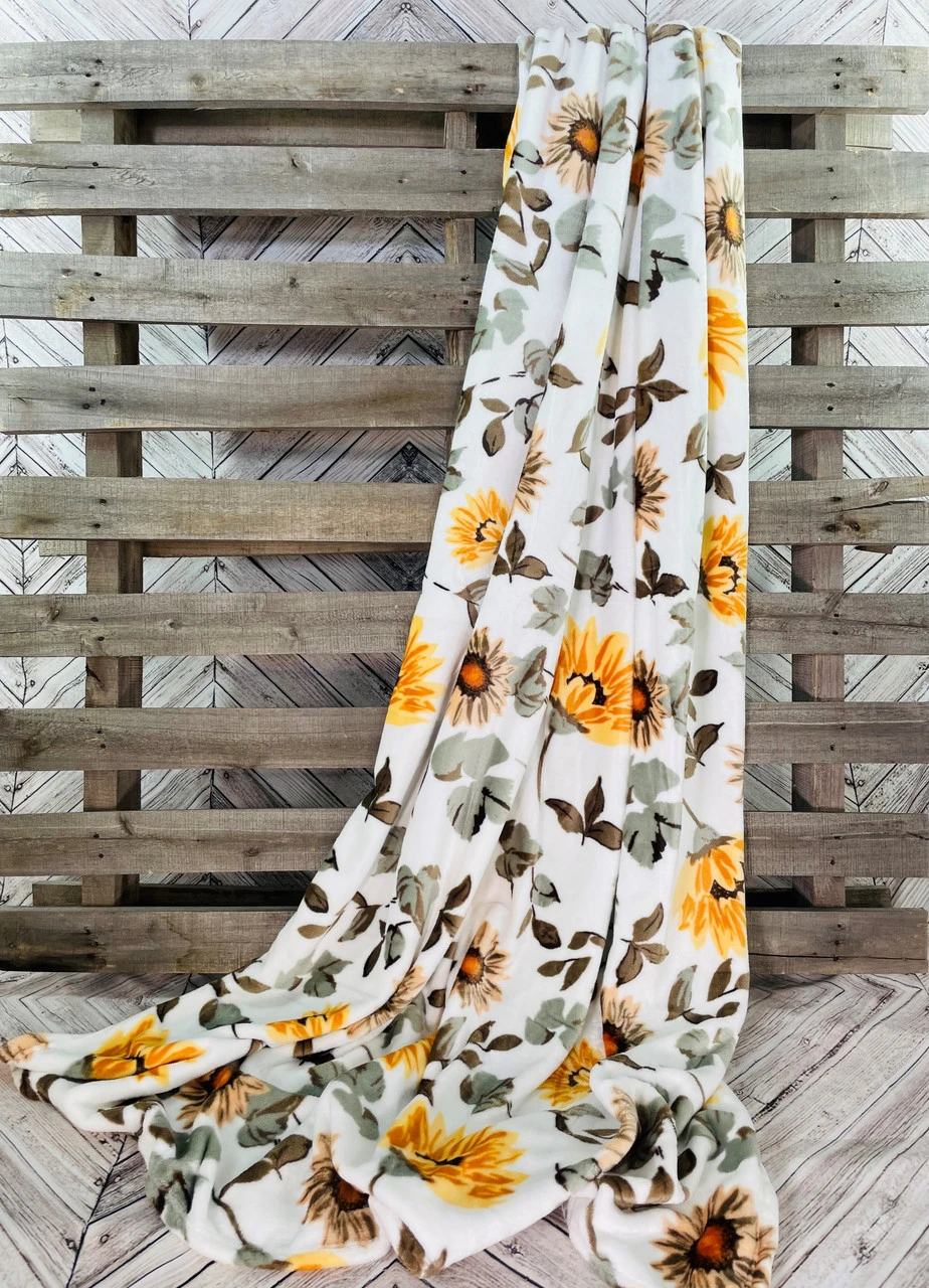 Talia Sage Floral Throw 4 Talia Sage Floral Throw - Image 4