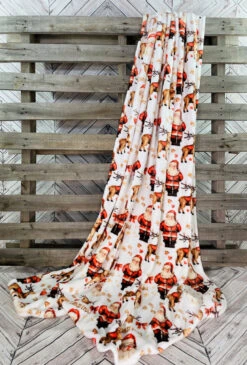 Santa Throw Multi-Color -Chirst Seasonal Home Store Santa 4 96004.1665432866