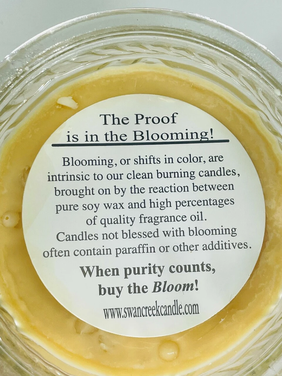 Swan Creek Timeless Collection Warm Cinnamon Buns Candle 4 Swan Creek Timeless Collection Warm Cinnamon Buns Candle - Image 4